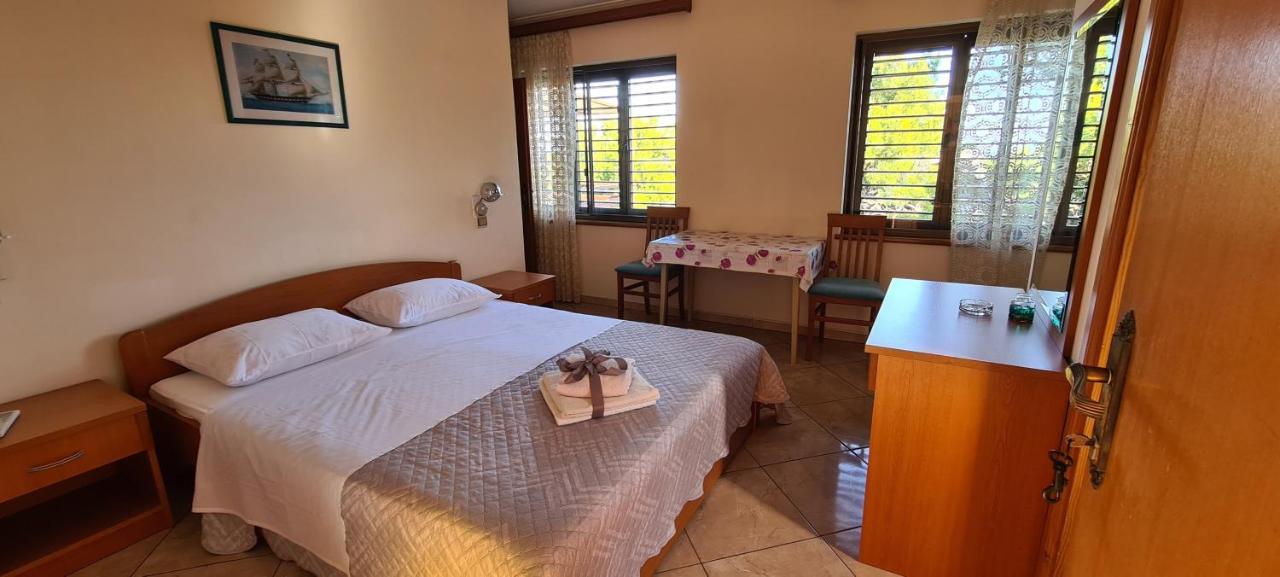 Apartments By The Sea Orebic, Peljesac - 16648 Esterno foto